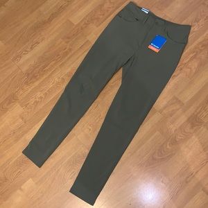 NWT Columbia Piney Ridge Pants, Size 8